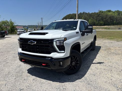New 2026 Chevrolet Silverado 2500 LT w/ Trail Boss Package AWD/4WD image 12