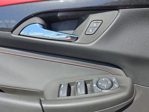 Used 2025 Chevrolet TrailBlazer RS w/ Convenience Package AWD/4WD image 26