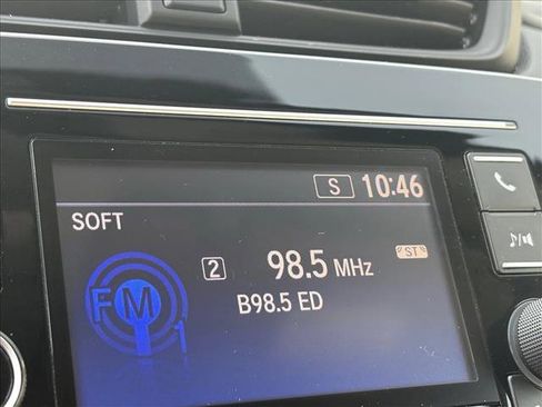 Used 2018 Honda CR-V LX image 9