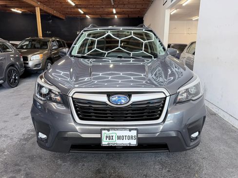 Used 2021 Subaru Forester Premium AWD/4WD image 3