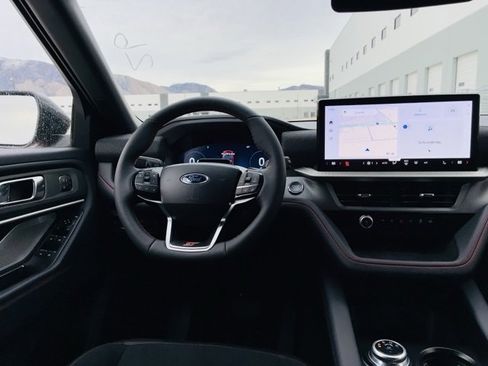 New 2026 Ford Explorer ST w/ Sun And Sound Package image 8