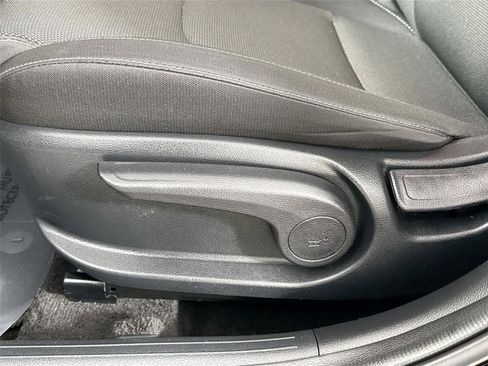 Used 2024 Kia Forte LXS image 28