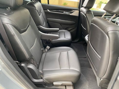 Used 2024 Cadillac XT6 Premium Luxury AWD/4WD image 52