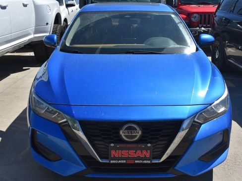 Used 2021 Nissan Sentra SV w/ SV Premium Package FWD image 2