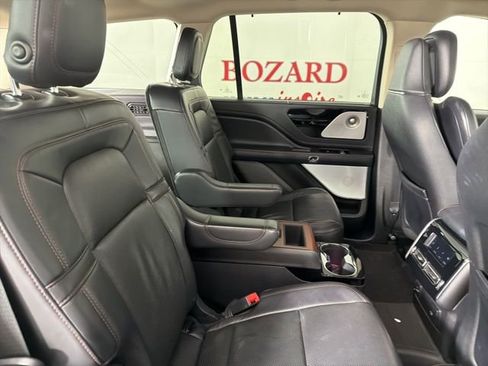 Used 2020 Lincoln Aviator Reserve w/ Equipment Group 202A image 18