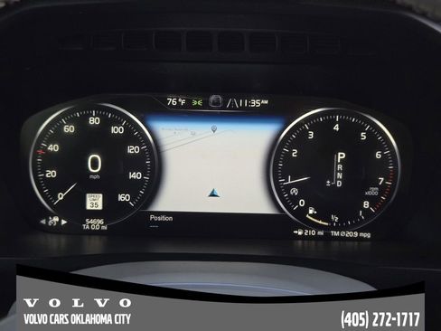 Certified 2022 Volvo XC90 T5 Momentum w/ Advanced Package image 15