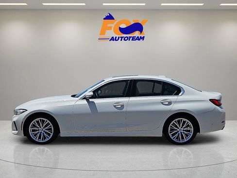 Used 2023 BMW 330i Sedan w/ Premium Package RWD image 2