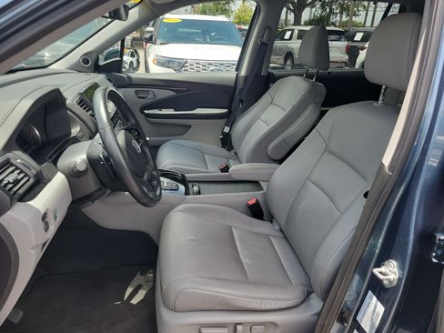 Used 2020 Honda Pilot Touring image 19