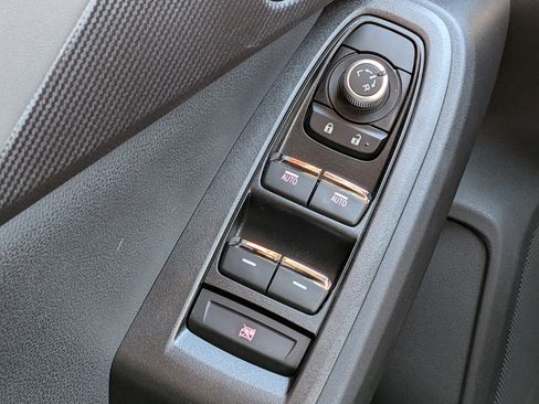 Used 2025 Subaru Crosstrek 2.5i Limited w/ Popular Package #3A image 24