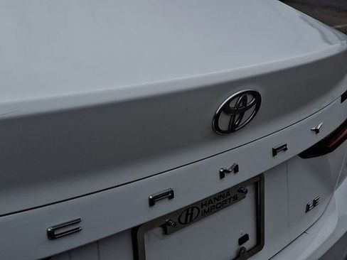 Used 2025 Toyota Camry LE image 31