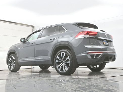 Used 2022 Volkswagen Atlas Cross Sport SEL Premium R-Line AWD/4WD image 27
