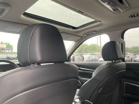 Used 2024 Kia Telluride S w/ S Sunroof Package AWD/4WD image 17