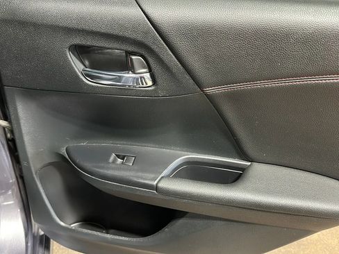 Used 2017 Honda Accord Sport Special Edition image 15