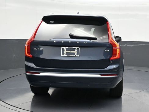 Certified 2025 Volvo XC90 T8 Core w/ Protection Package image 5
