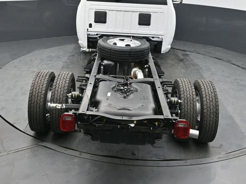 New 2026 RAM 5500 Tradesman image 31