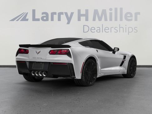 Used 2017 Chevrolet Corvette Grand Sport image 2