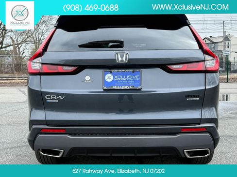 Used 2023 Honda CR-V Sport Touring image 3