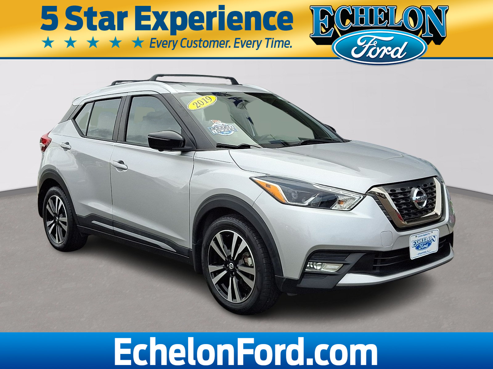 Used 2019 Nissan Kicks SR w/ SR Premium Package FWD image 1