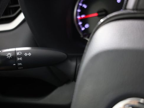 Used 2021 Toyota RAV4 LE FWD image 19