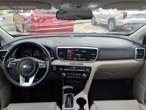 Used 2022 Kia Sportage EX image 23