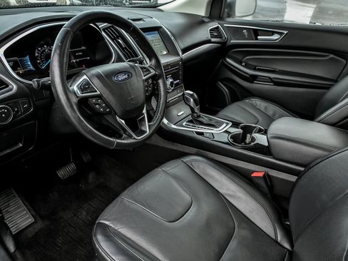 Used 2017 Ford Edge Titanium w/ Equipment Group 301A image 13