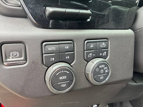 Used 2024 Chevrolet Silverado 1500 ZR2 w/ Technology Package AWD/4WD image 8