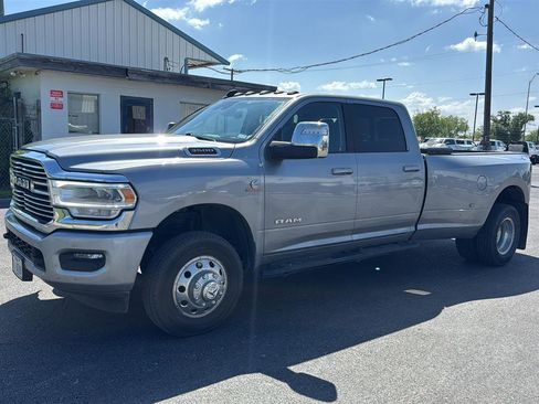 Used 2024 RAM 3500 Laramie w/ Safety Group AWD/4WD image 2