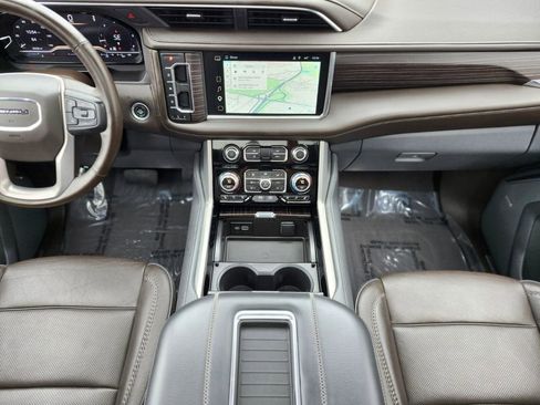 Used 2023 GMC Yukon Denali w/ LPO, Floor Liner Package AWD/4WD image 12
