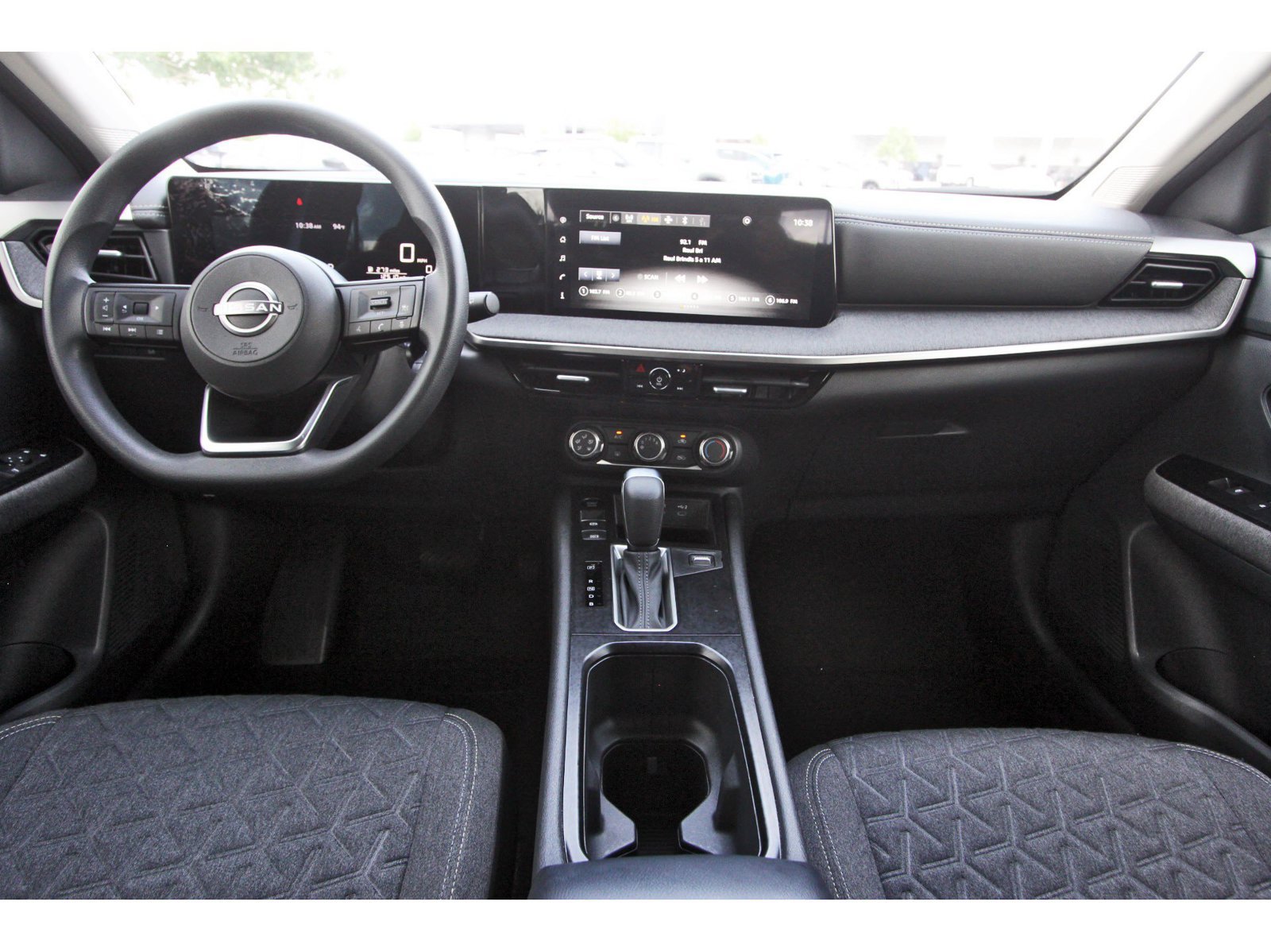Certified 2025 Nissan Kicks SV FWD image 13