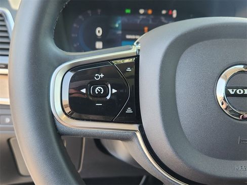 Used 2023 Volvo XC90 T8 Plus w/ Protection Package Premier image 9