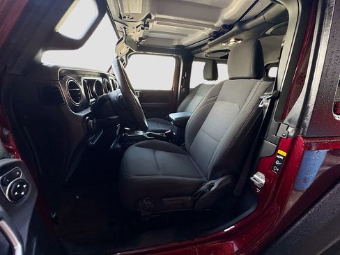 Used 2021 Jeep Wrangler Sport AWD/4WD image 23