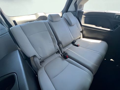 Used 2018 Honda Odyssey Elite image 26