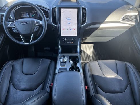 Certified 2022 Ford Edge Titanium w/ Equipment Group 301A image 5