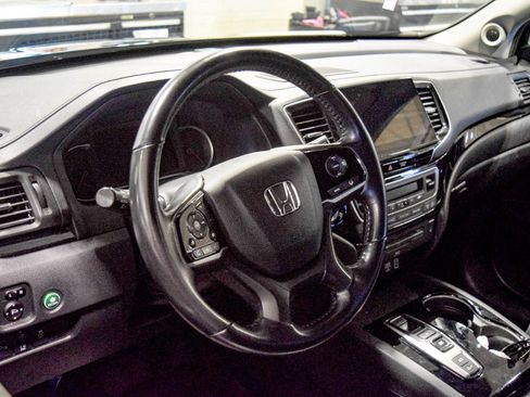 Used 2019 Honda Pilot Touring image 22