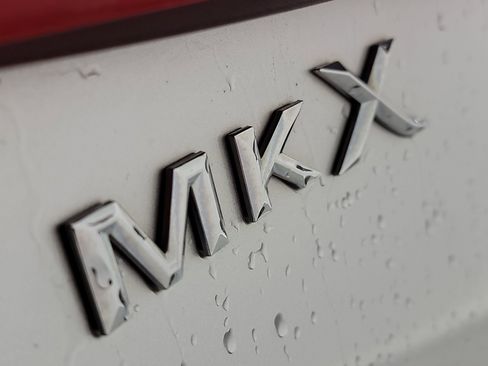 Used 2016 Lincoln MKX Premiere w/ Cargo Accessories Package image 33