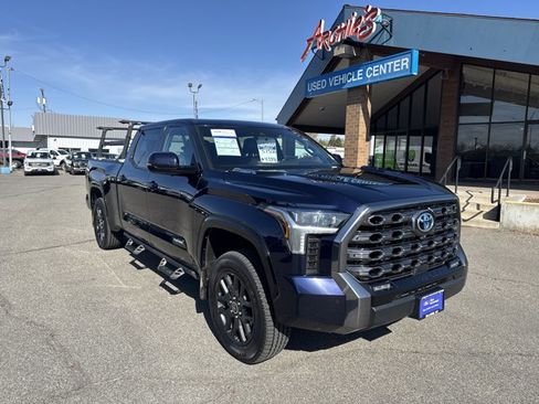 Used 2023 Toyota Tundra Platinum AWD/4WD image 5
