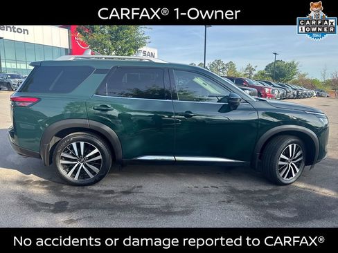 Used 2025 Nissan Pathfinder Platinum w/ Cargo Package image 3