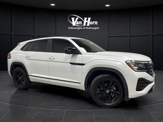 Used 2025 Volkswagen Atlas Cross Sport SEL R-Line AWD/4WD video 1