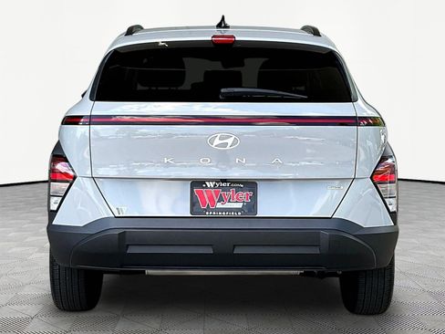 Used 2024 Hyundai Kona SEL AWD/4WD image 5