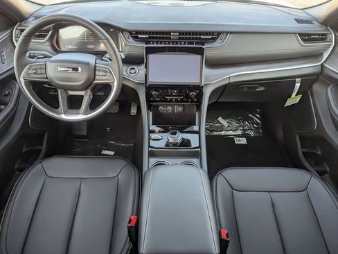 New 2025 Jeep Grand Cherokee Limited AWD/4WD image 20