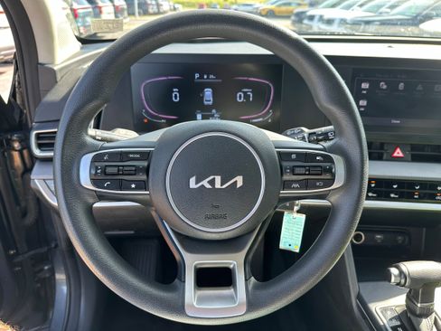 Used 2023 Kia Sportage LX AWD/4WD image 28