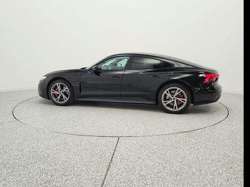 Used 2023 Audi e-tron GT Premium Plus image 8