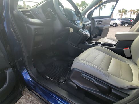 Used 2017 Honda CR-V LX image 21