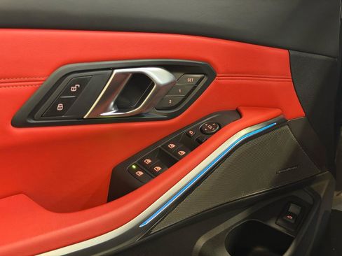 Used 2025 BMW M3 Competition w/ M Carbon Exterior Package AWD/4WD image 29