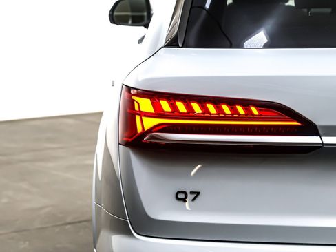 Used 2025 Audi Q7 3.0T Premium Plus w/ Premium Plus Package image 16