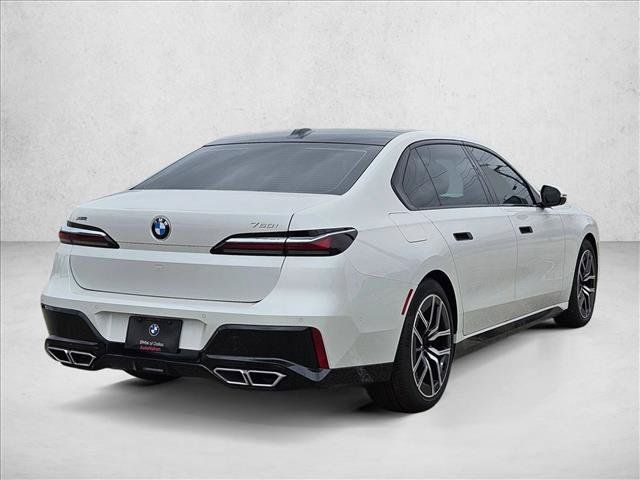 New 2025 BMW 760i xDrive AWD/4WD image 5
