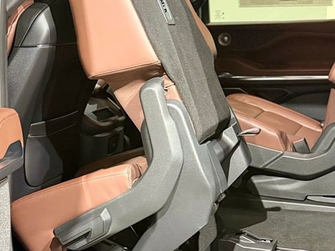 New 2026 Lincoln Navigator L Reserve AWD/4WD image 51