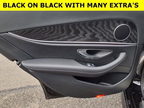 Used 2022 Mercedes-Benz E 350 4MATIC Sedan image 9