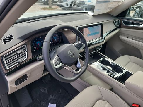 New 2026 Volkswagen Atlas SEL image 21