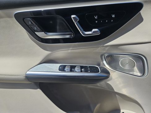 Certified 2026 Mercedes-Benz GLC 300 image 13